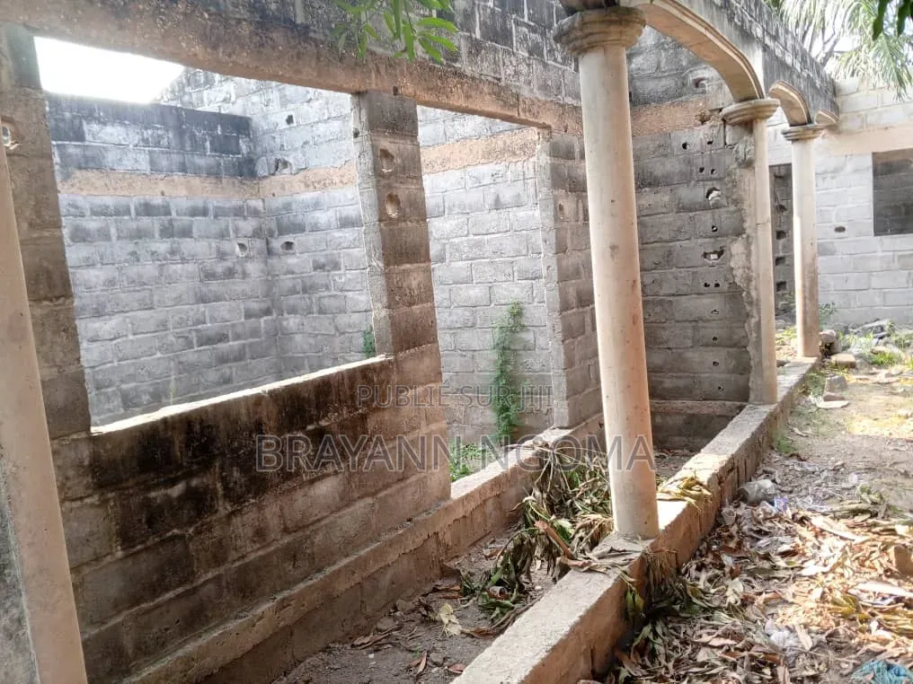 2chbre Appartement dans Brayann Ngoma, Lumumba à Vendre