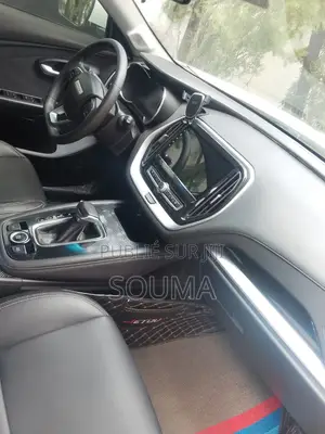 Jetour X70 1.5 7-Seater FWD 2022 Blanc