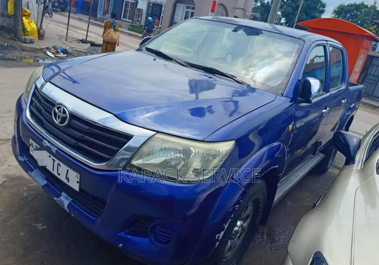 Toyota Hilux 2020 Bleu
