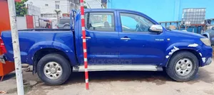 Toyota Hilux 2020 Bleu