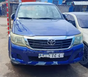 Toyota Hilux 2020 Bleu