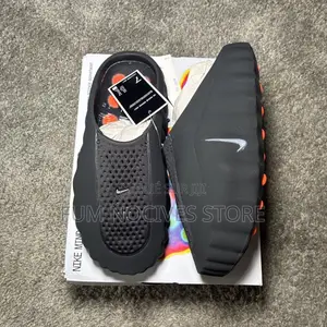 Nike Mind 001