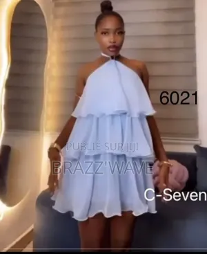 Élégante Robe Courte