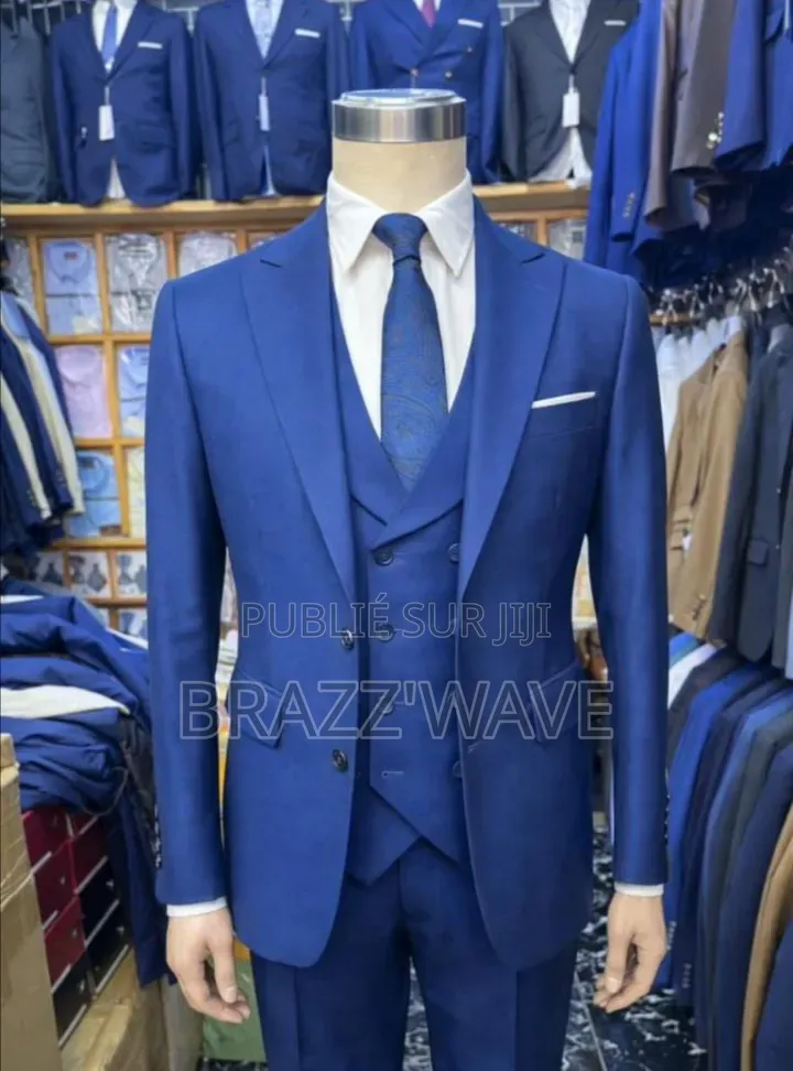 Costume Trois-Pièces Bleu Royal Avec Gilet