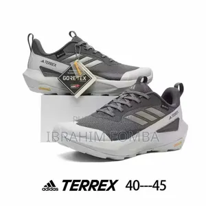 Adidas Terrex a 30000 Gris Blanc Livraison Poto Poto Moungali