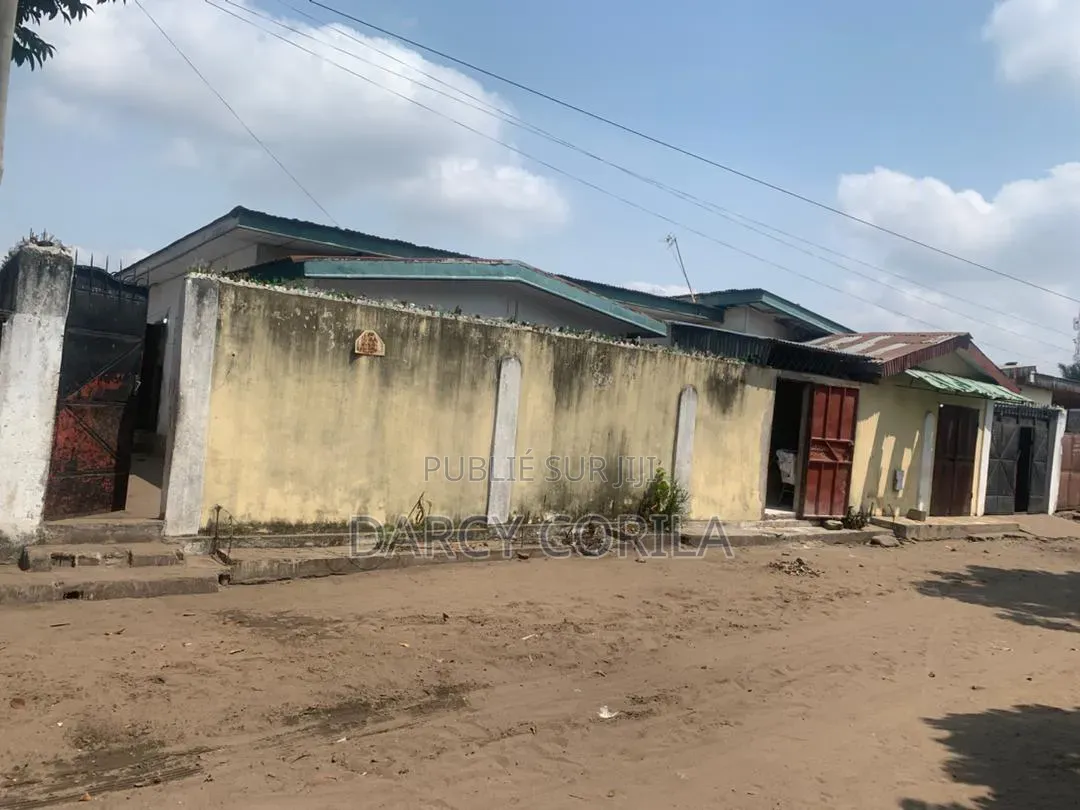 Parcelle a Vendre À Bacongo Mpissa