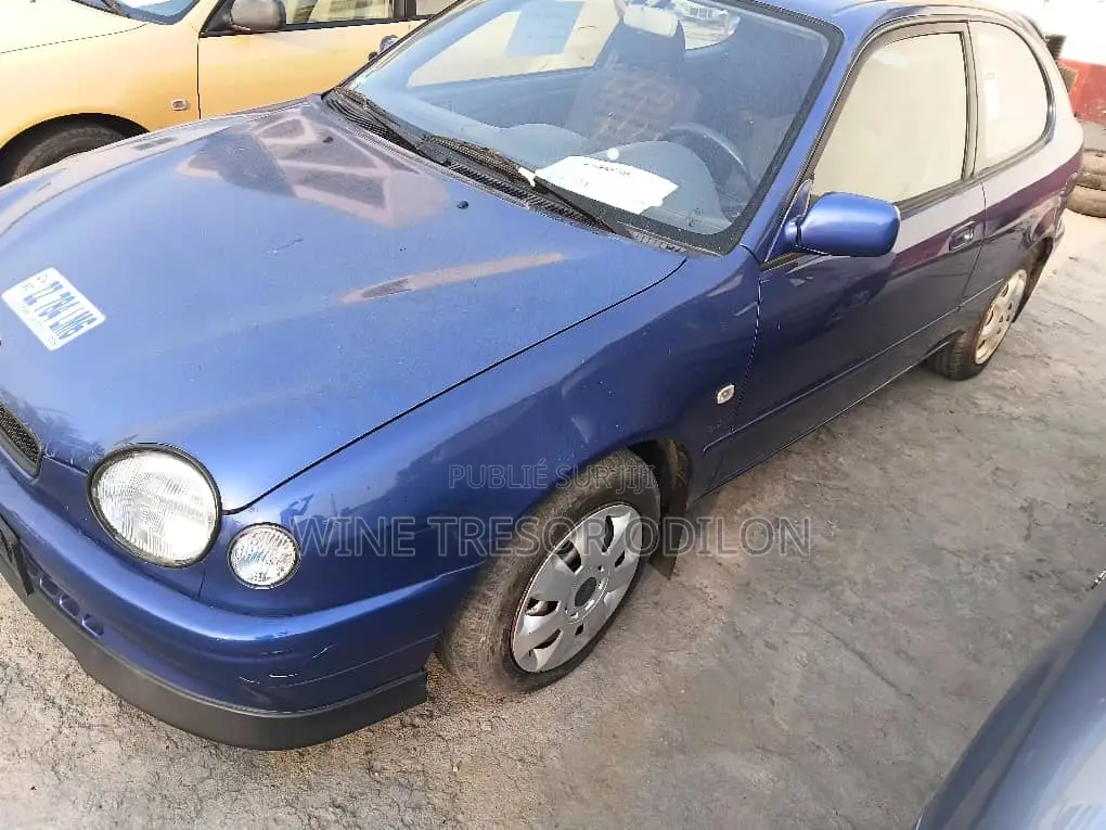 Toyota Corolla 1.9 D Sedan 2000 Bleu