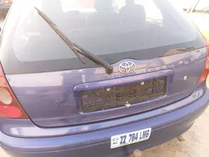 Toyota Corolla 1.9 D Sedan 2000 Bleu