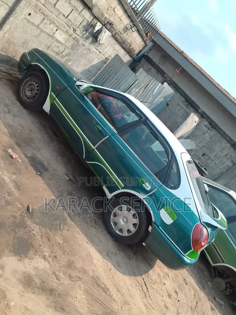 Toyota Corolla 2016 Vert