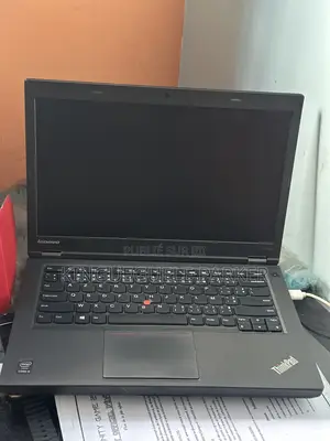 Nouveau Ordinateur portable HP 14-dq1025cl 8GB Intel Core i5 HDD 60GB
