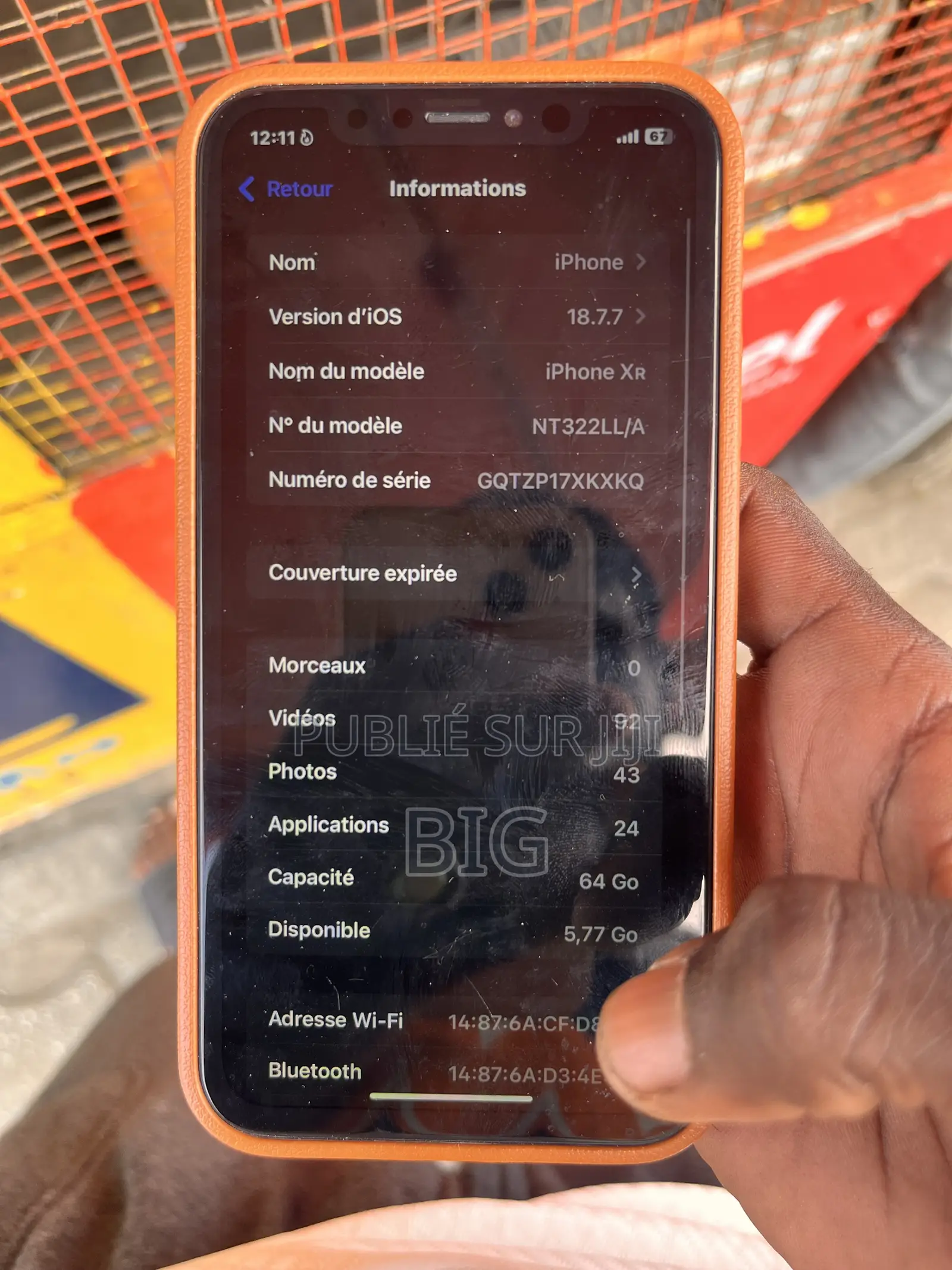 Nouveau Apple iPhone XR 64 GB Noir