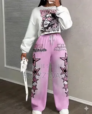 Ensemble 2 Pièces Crop Top Blanc Et Jogger Large Mauve À Étoiles