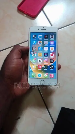 Apple iPhone 8 Plus 64 GB Blanc