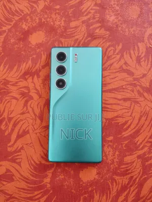 Nouveau Tecno Camon 40 256 GB Bleu