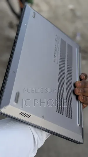 Nouveau Lenovo ThinkBook 13 8GB Intel Core 7 SSD 512GB