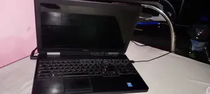 Ordinateur portable Dell Latitude 5540 4GB Intel Core i5 HDD 256GB