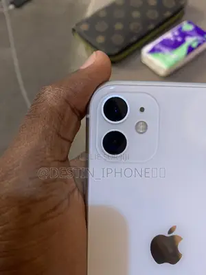 Apple iPhone 11 128 GB Autre