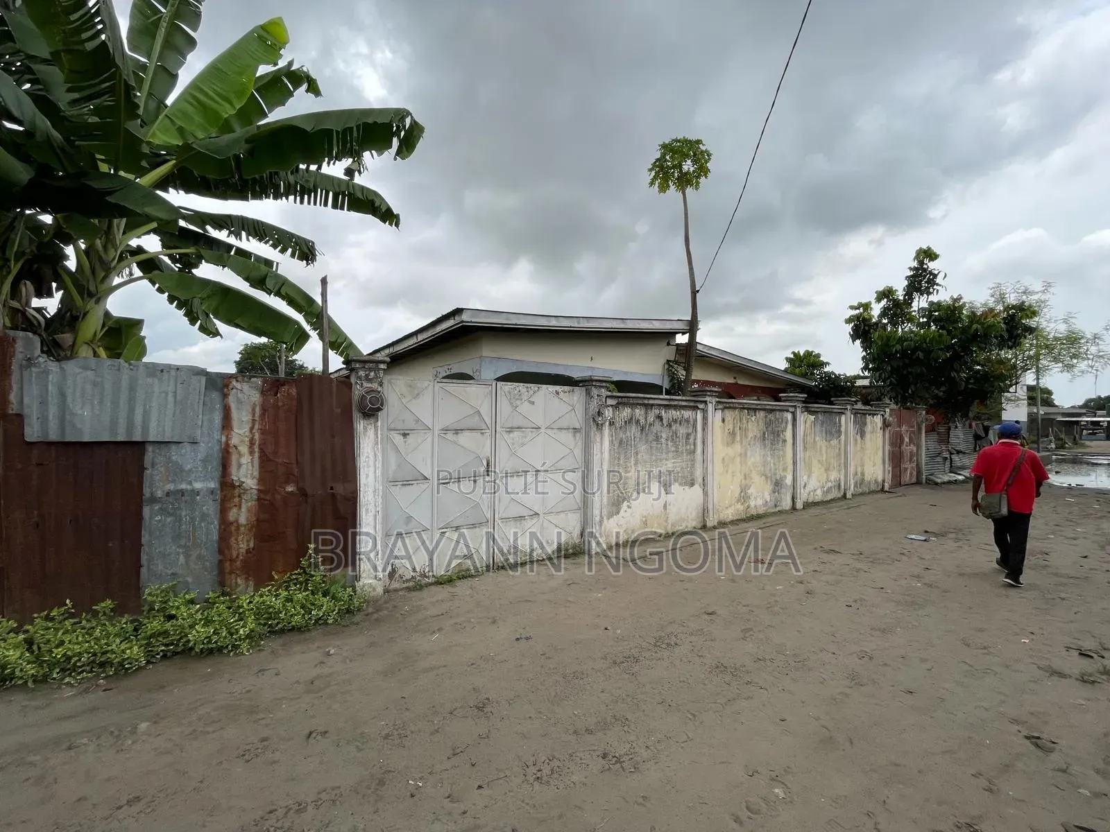 2chbre Appartement dans Brayann Ngoma, Tié-Tié à Vendre