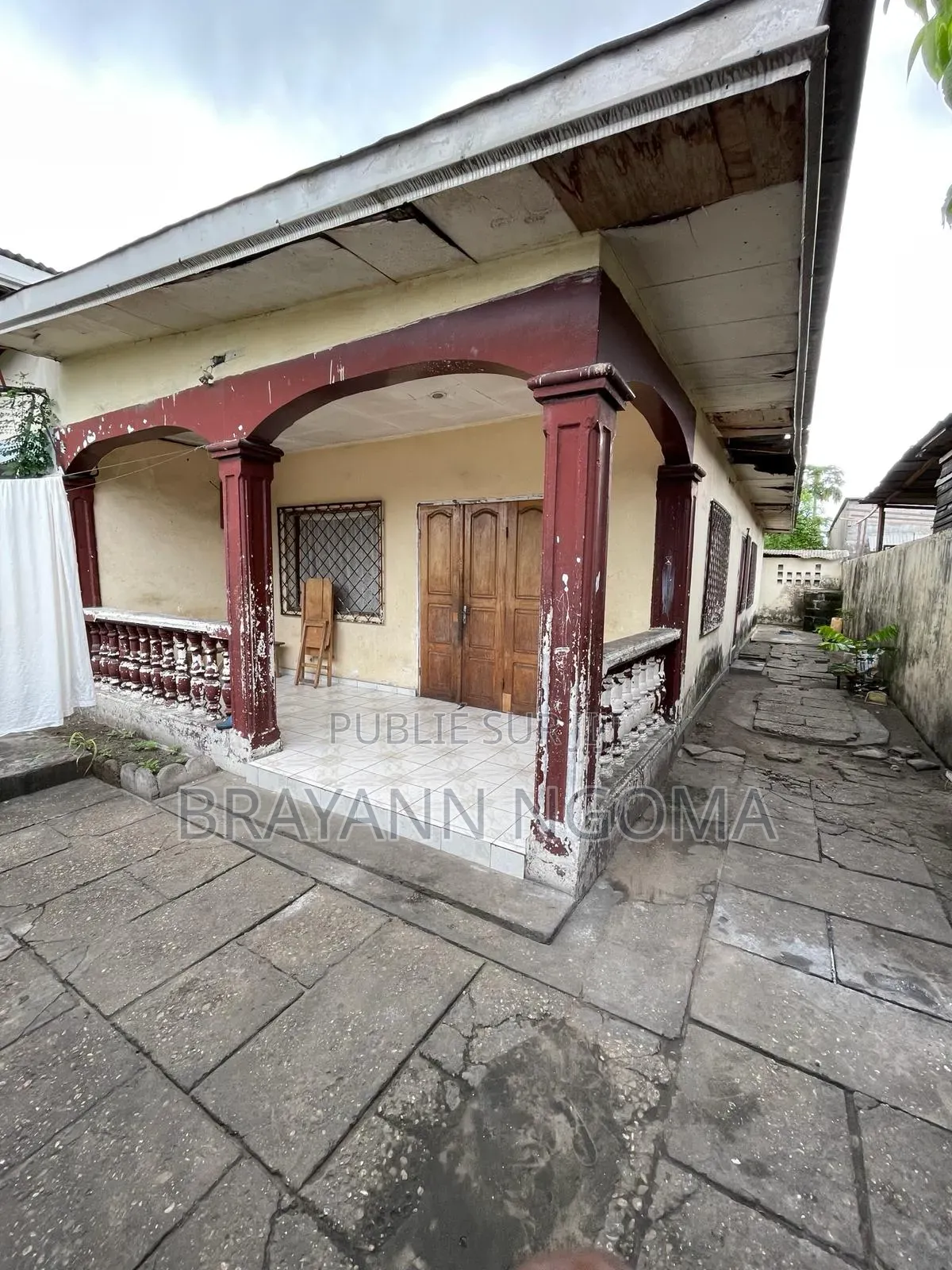 2chbre Appartement dans Brayann Ngoma, Tié-Tié à Vendre
