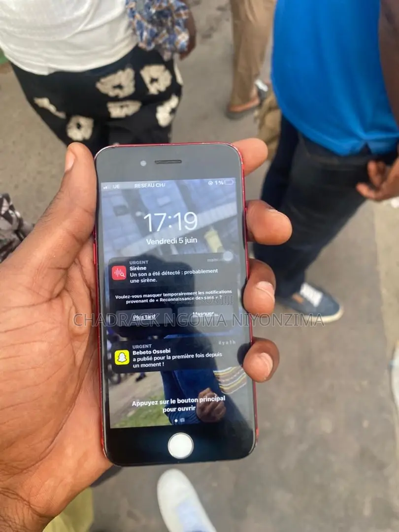 Apple iPhone 7 32 GB Rouge