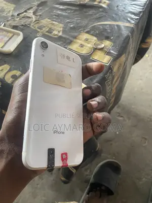 Nouveau Apple iPhone XR 128 GB Blanc