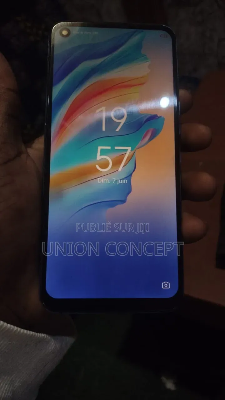 Tecno Camon 18i 128 GB Bleu