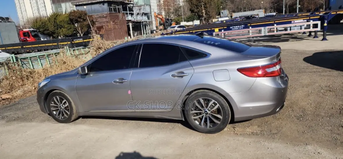 Hyundai Grandeur 2016 Gris