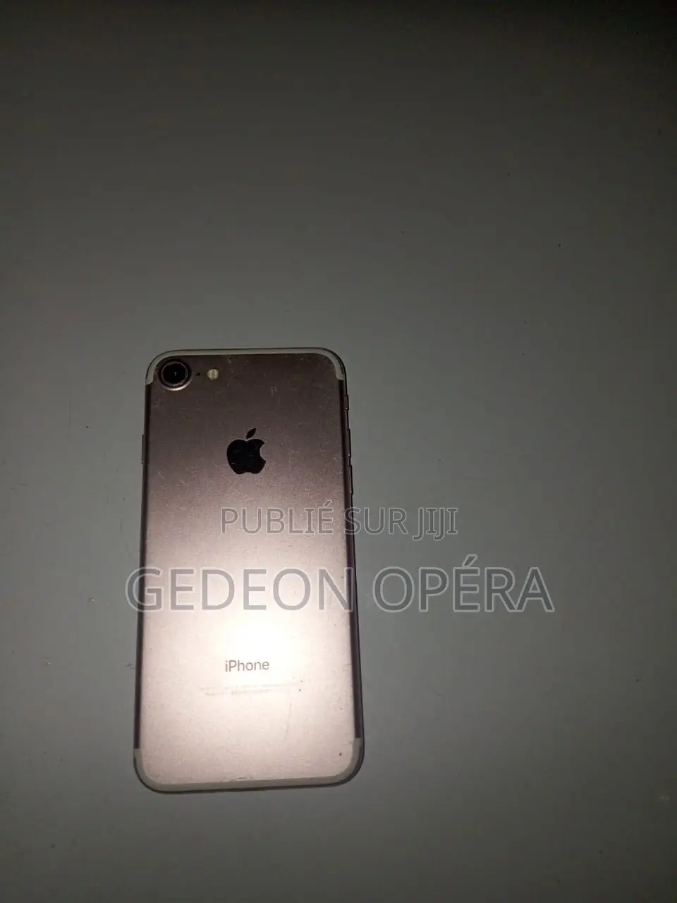 Apple iPhone 7 32 GB Rose