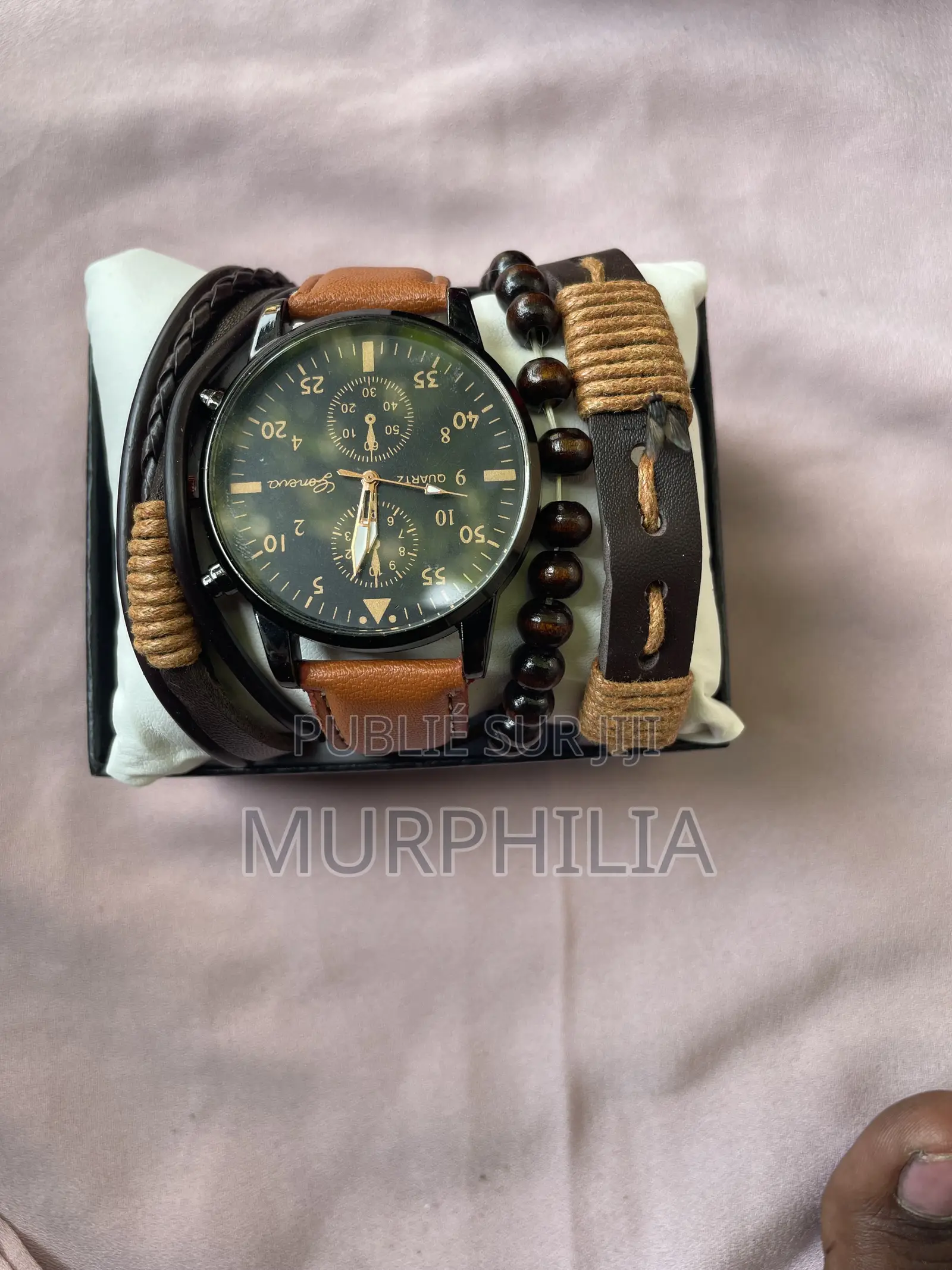  Le Secret De l'Élégance Masculine : Pack Montre + Accessoires Cuir