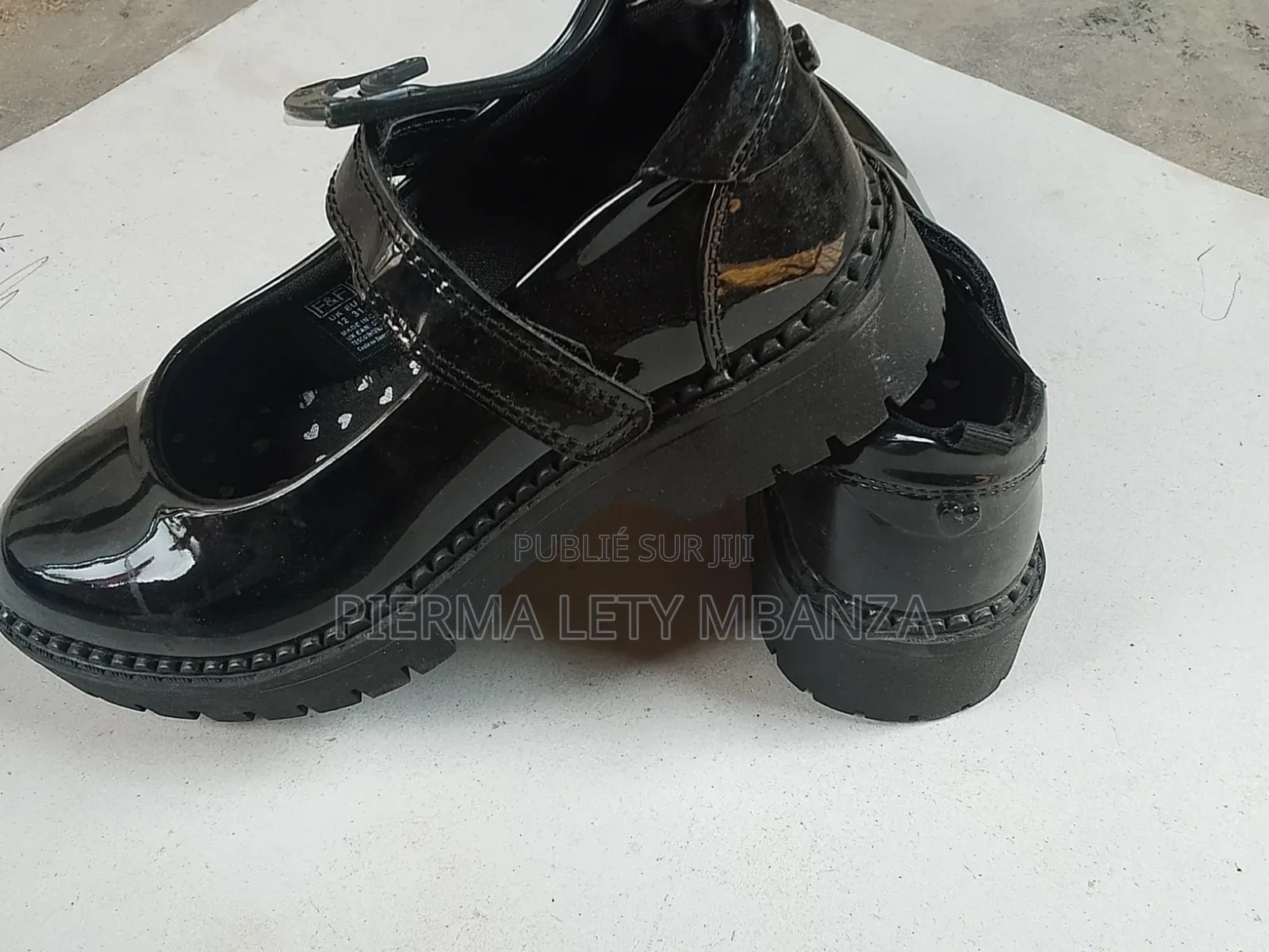 Chaussures Ballerines Et Kito Kaki