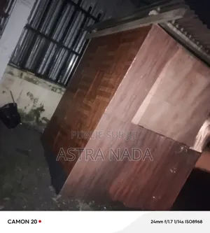 Meublé 1chbre Bungalow dans Kiosque, Ouenzé à Louer
