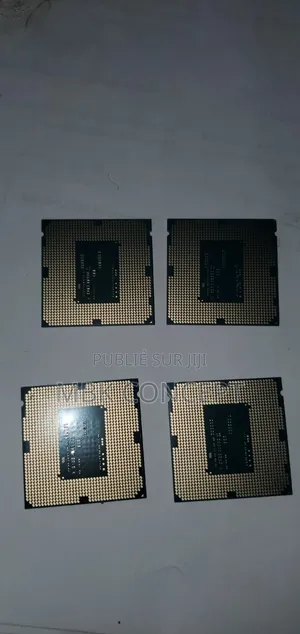 Serveur Autre Autre 3GB Intel Core 3 SSD 256GB