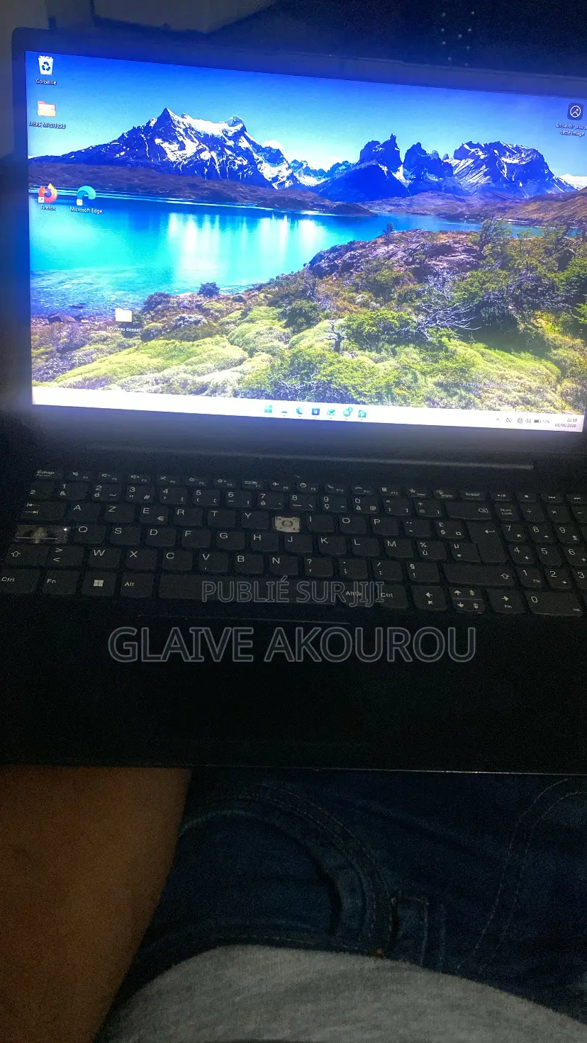 Ordinateur portable Lenovo Autre 4GB Intel Celeron HDD 256GB