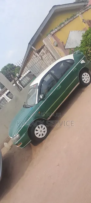 Toyota Corolla 2017 Vert