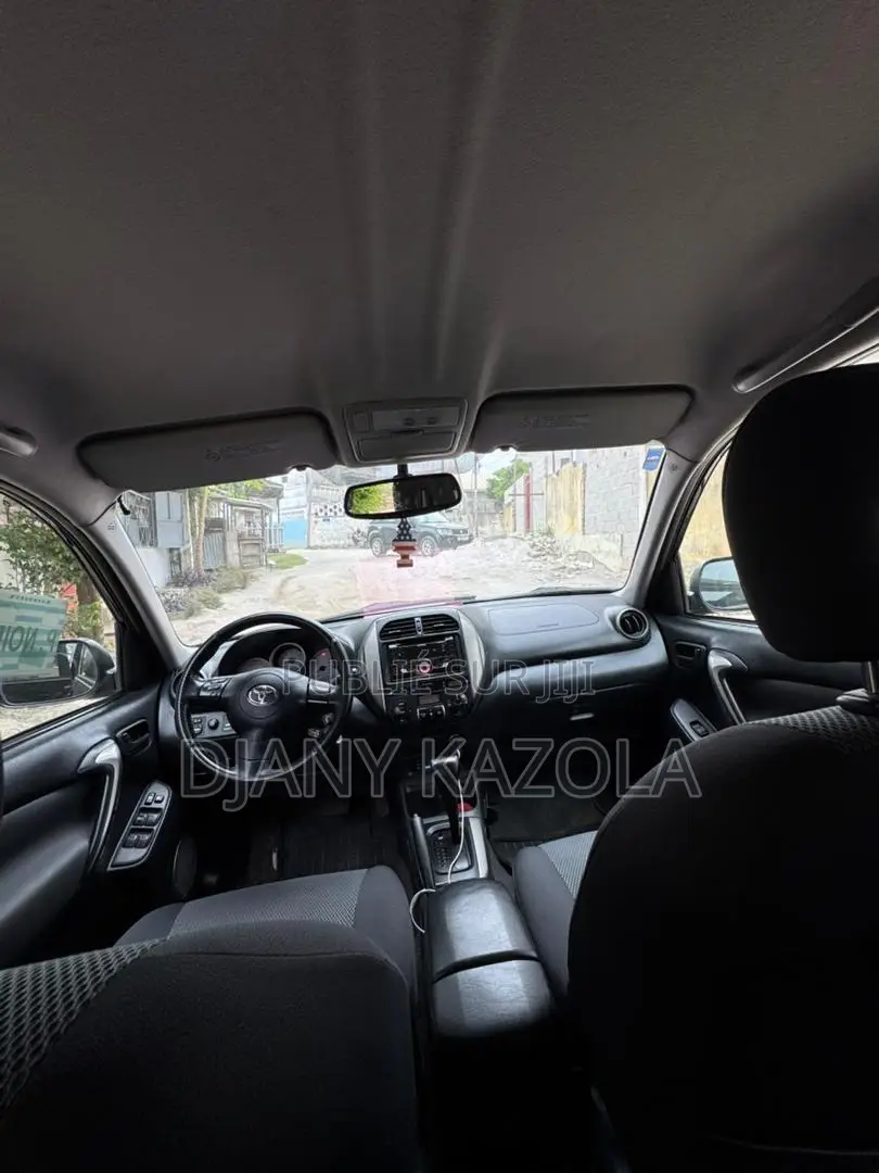 Toyota RAV4 2005 Noir