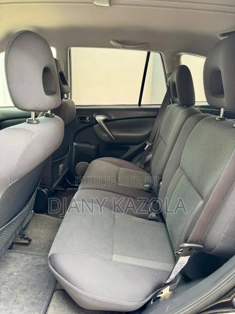 Toyota RAV4 2005 Noir