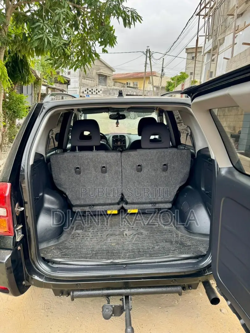 Toyota RAV4 2005 Noir