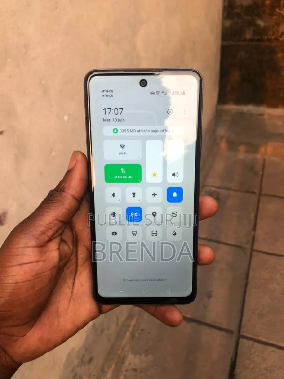 Nouveau Infinix Smart 8 64 GB Noir