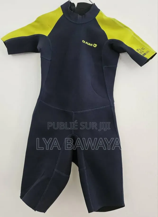 Combinaison Shorty Enfant Olaian 1.5mm - Neuve.