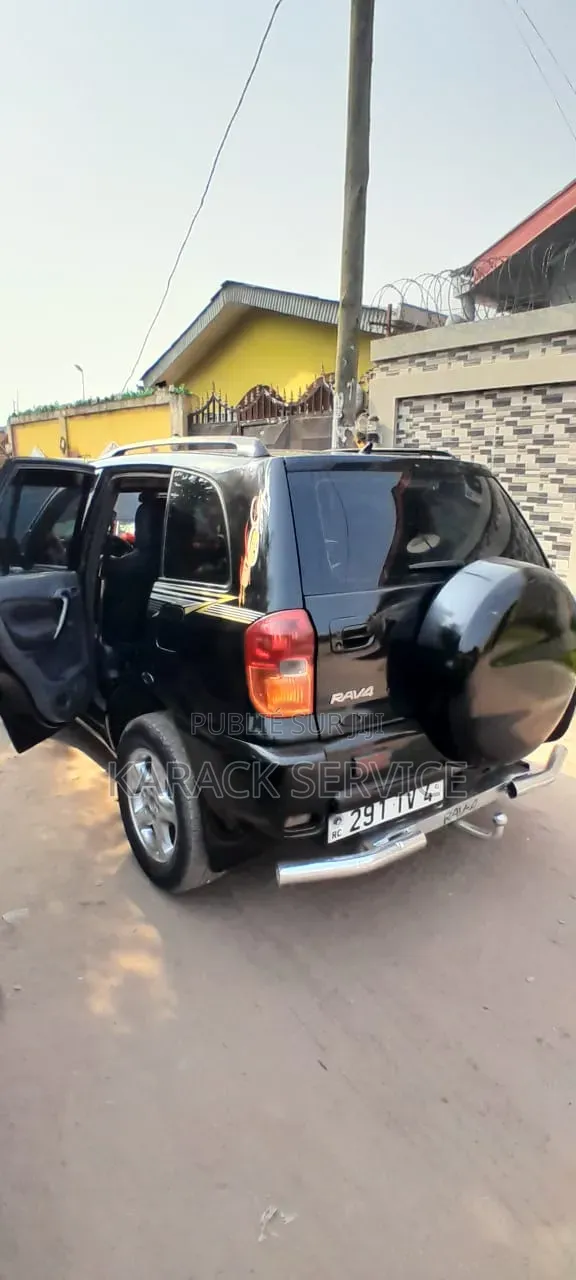Toyota RAV4 2018 Noir