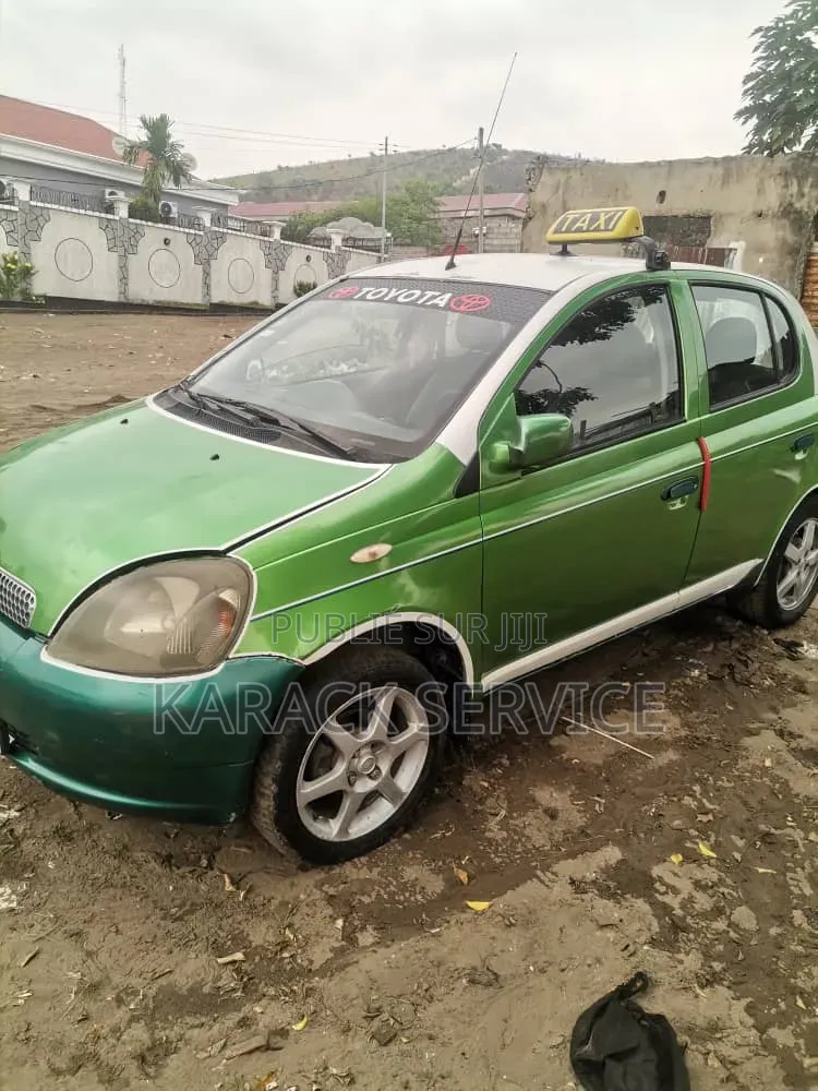Toyota Yaris 2021 Vert