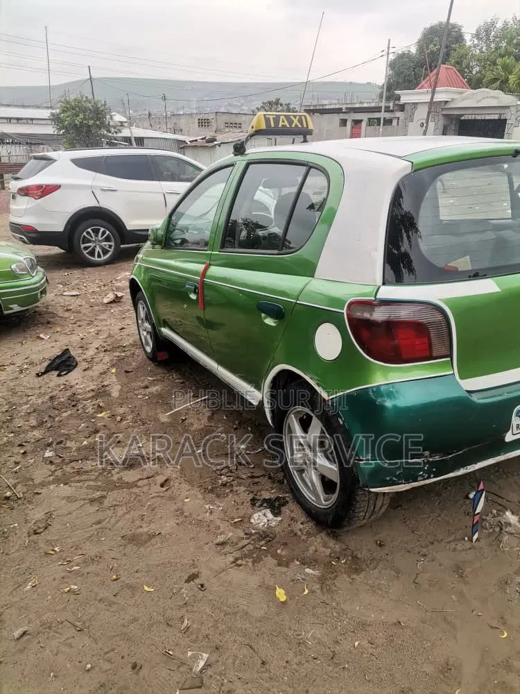 Toyota Yaris 2021 Vert