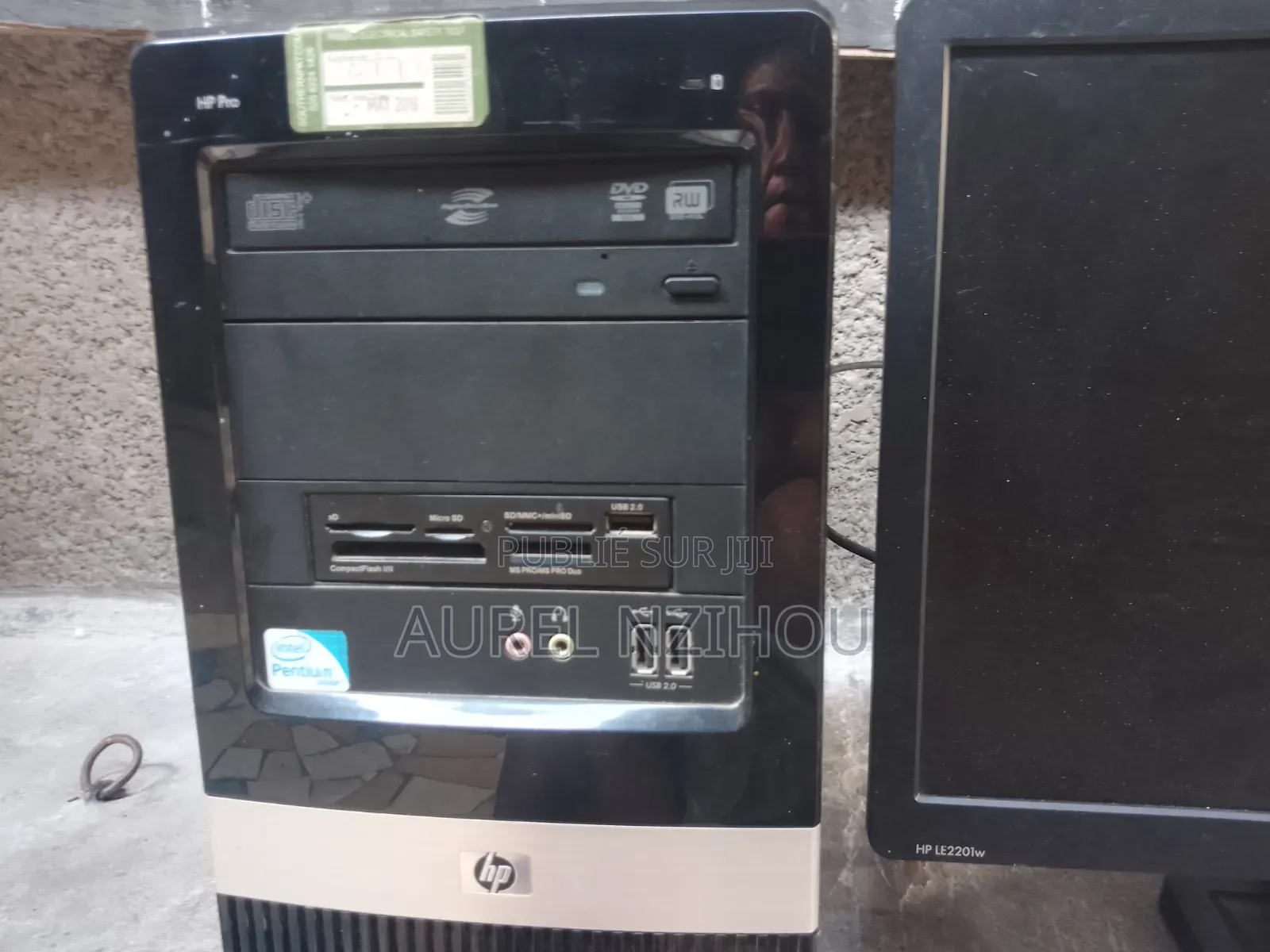 Ordinateur de bureau HP Autre 2GB Intel Pentium HDD 256GB