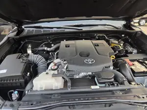Nouveau Toyota Fortuner 2025 Vert