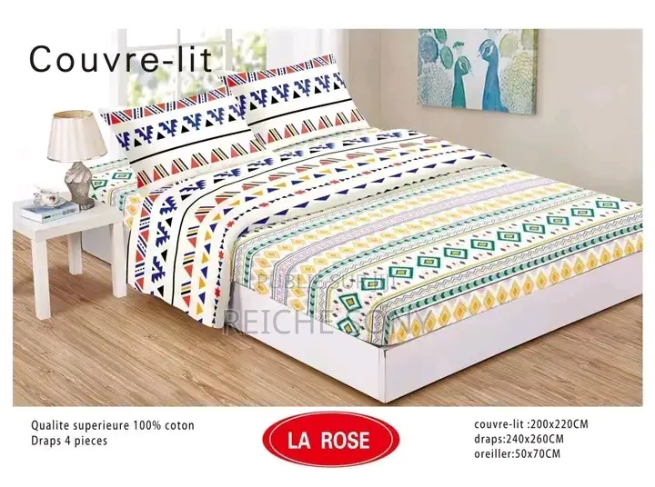 Drap Et Coussin
