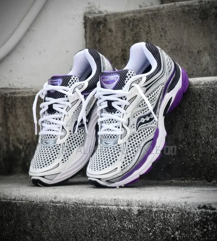 Paire De Saucony