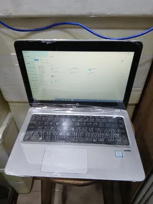 Nouveau HP ProBook 440 G4 4GB Intel Core i5 SSD 256GB