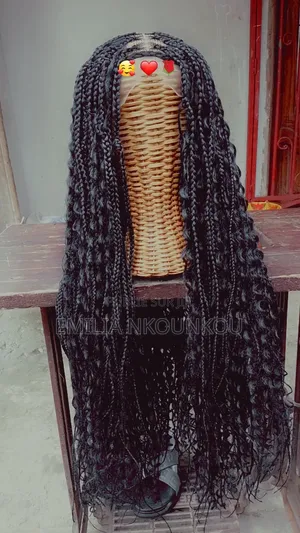 Perruque Tresse Disponible À Petit Prix