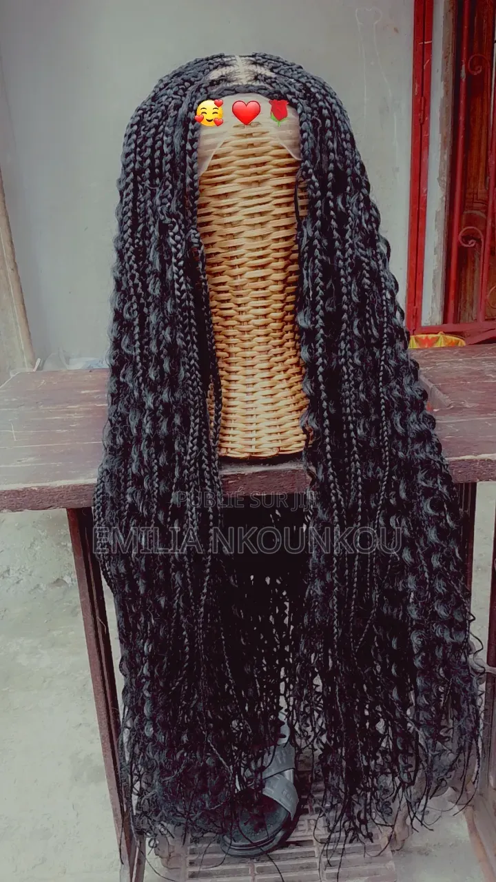 Perruque Tresse Disponible À Petit Prix