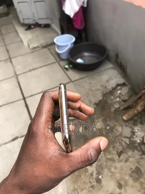 Nouveau Apple iPhone 11 Pro 64 GB Bronze